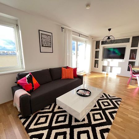 Penthouse Near Central Station With Free Parking Vienna Luaran gambar
