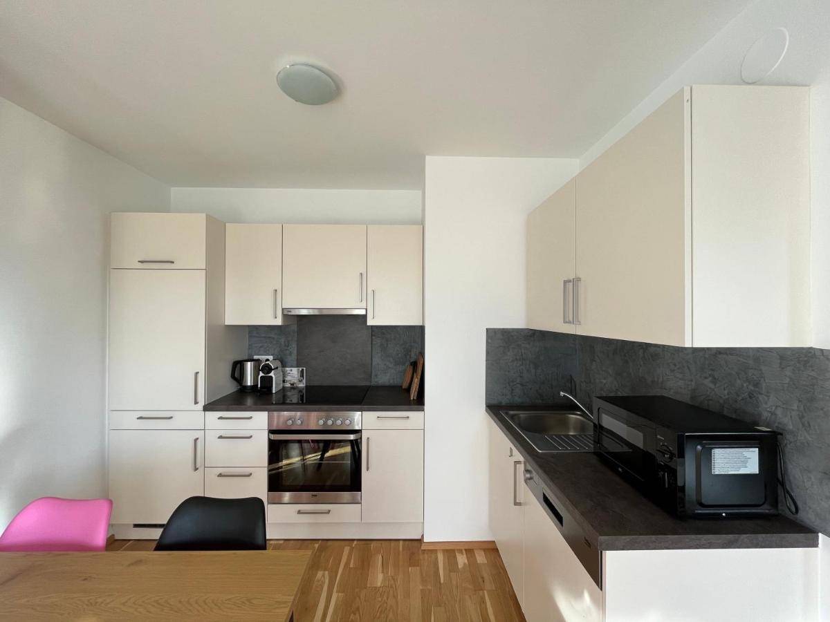 Penthouse Near Central Station With Free Parking Vienna Luaran gambar