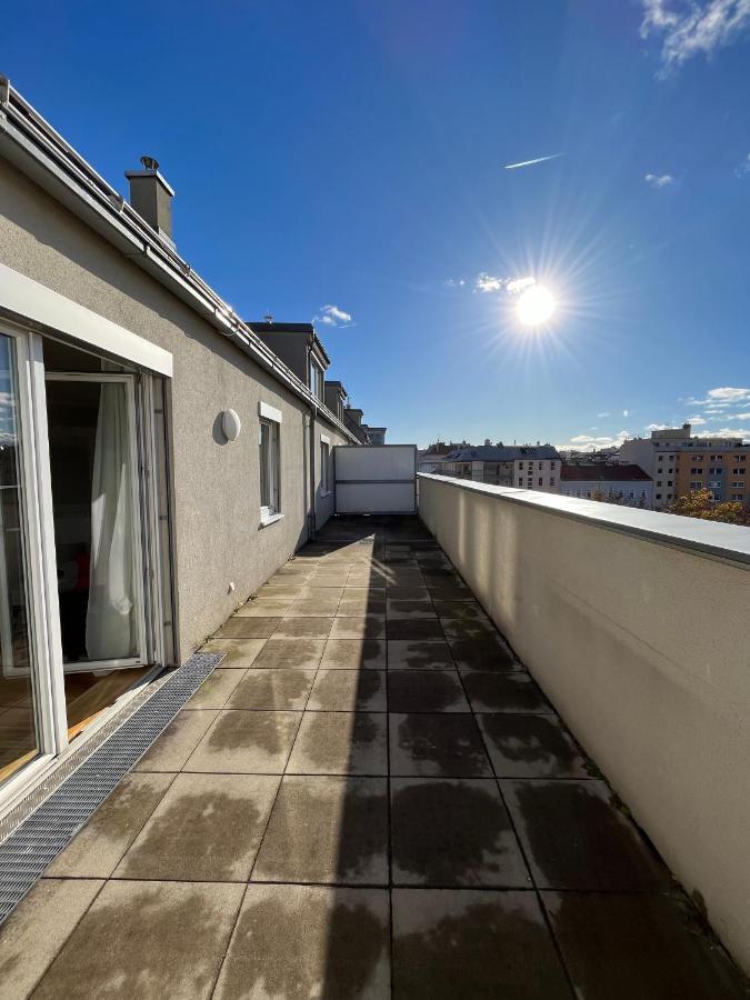 Penthouse Near Central Station With Free Parking Vienna Luaran gambar