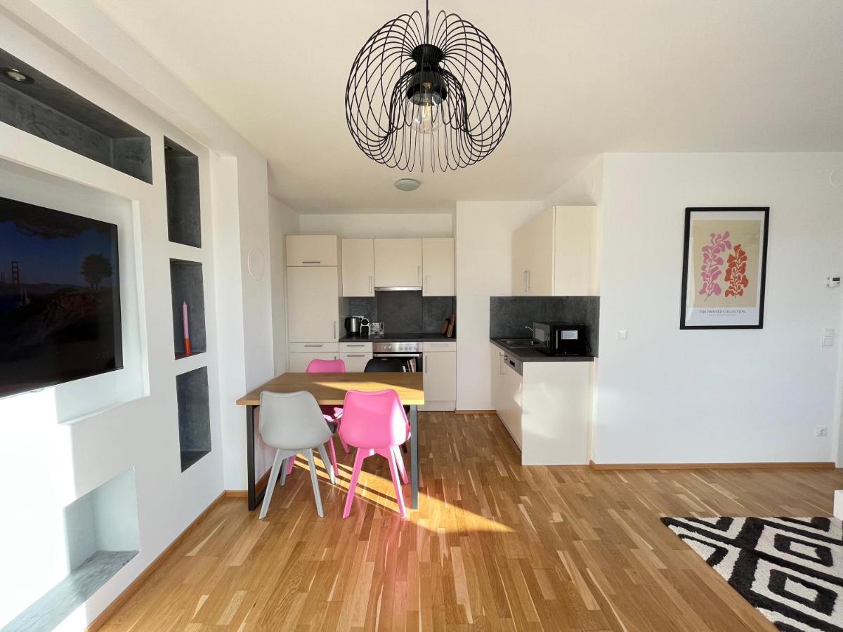 Penthouse Near Central Station With Free Parking Vienna Luaran gambar